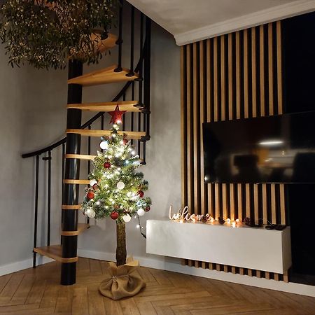 Apartament Willa Pod Sosnami Zator Przeciszow Luaran gambar