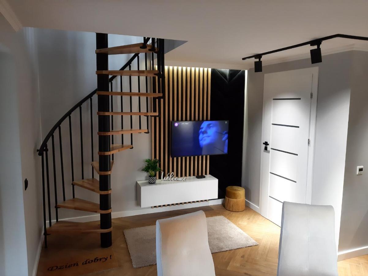 Apartament Willa Pod Sosnami Zator Przeciszow Luaran gambar