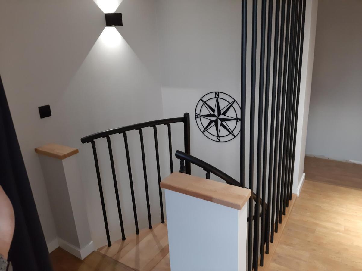 Apartament Willa Pod Sosnami Zator Przeciszow Luaran gambar