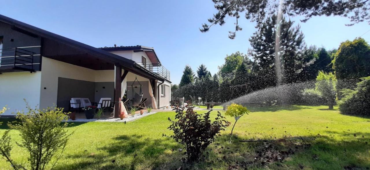 Apartament Willa Pod Sosnami Zator Przeciszow Luaran gambar